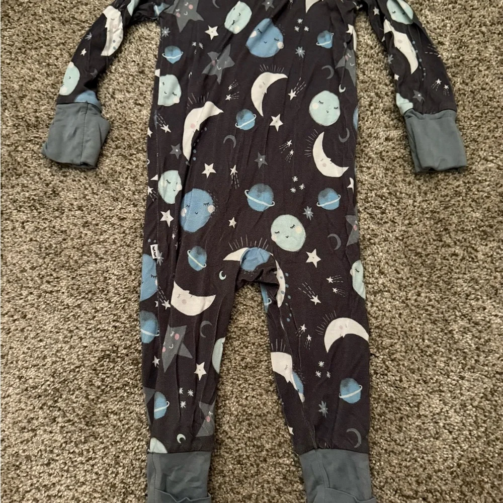 Little Sleepies 3-6 months To the Moon Blue zippy - Picture 4 of 4